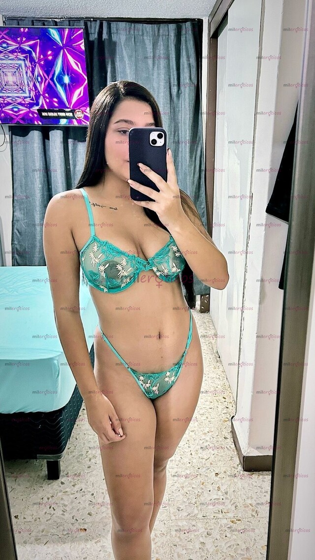 FOTOS DE HOLA BEBÉ SOY ANGELINA UNA SEXY COLOMBIANA CON GANAS DE PASAR UN RATO AGRADABLE