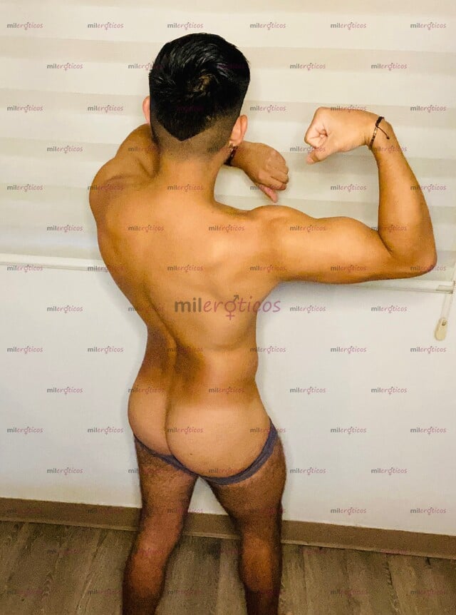 FOTOS DE VERGON GRUESO 22 CM Y MUY DURO VISITANDO