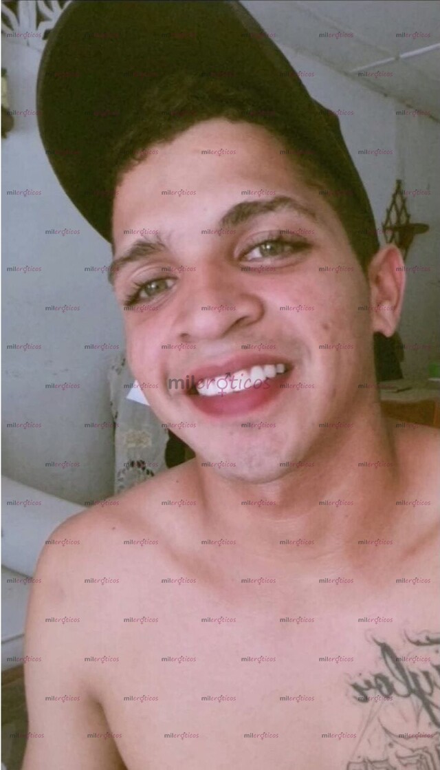 FOTOS DE JOVEN CALIENTE ABIERTO AH EXPERENCIAS NUEVAS VEN Y DIFRUTEMOS JUNTOS