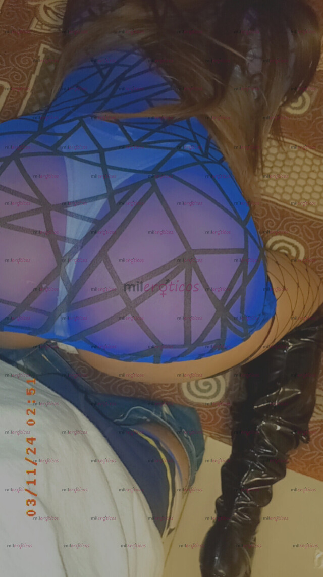 FOTOS DE EXPERTA CON PAREJAS INTERACTUO CON AMBOS 18 CM DE PLACER