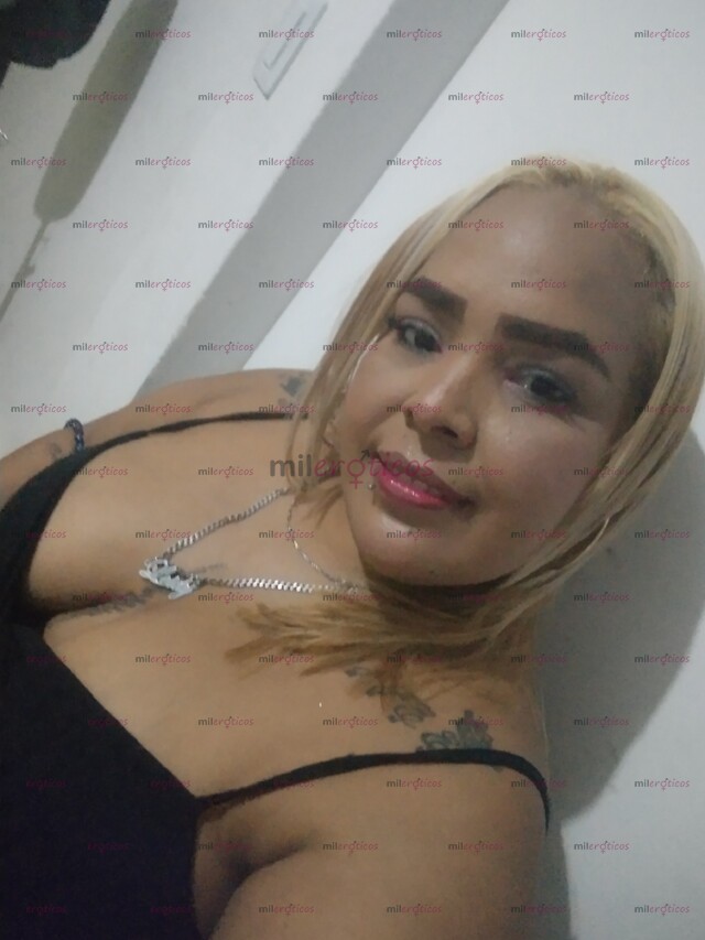 FOTOS DE CAROLINA YA VOLVIO TU GORDIBUENA SUPER TRAGONA DISPUESTA A COMPLACERTE