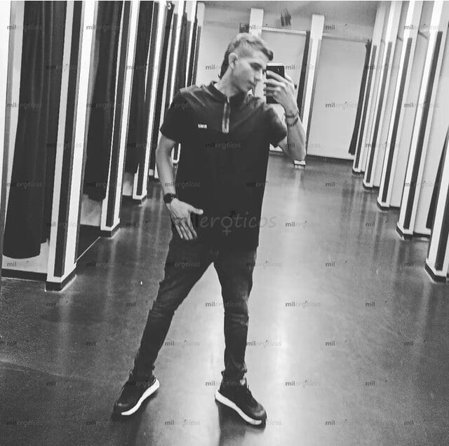 FOTOS DE HOLA ,ANDRÉS CHICO VERGON LLANERO DISPUESTO A COMPLACER TUS FANCIAS 3213246637