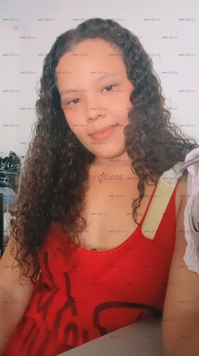 FOTOS DE HOLA SOY UNA MODELO MUY ATRACTIVA CON UN CUERPO MUY RICO