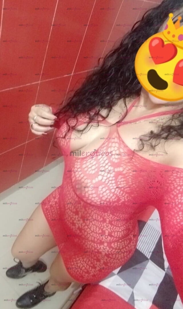 FOTOS DE VOLVÍ RICA Y SEXI BLANQUITA CRESPA LA CHICA INDICADA