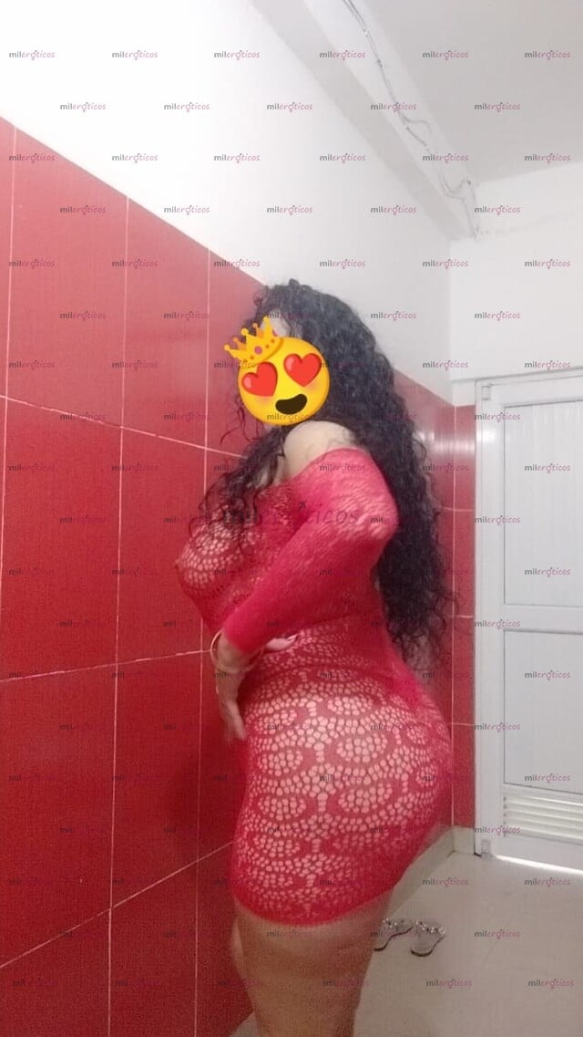 FOTOS DE VOLVÍ RICA Y SEXI BLANQUITA CRESPA LA CHICA INDICADA