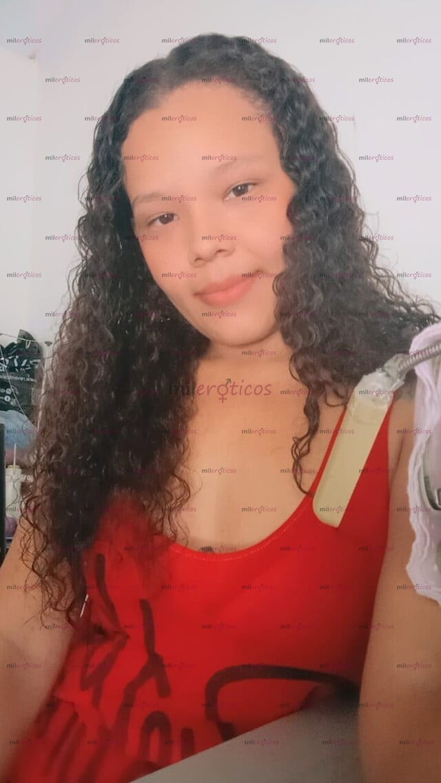 FOTOS DE HOLA SOY UNA MODELO MUY ATRACTIVA CON UN CUERPO MUY RICO