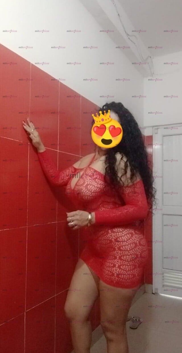 FOTOS DE VOLVÍ RICA Y SEXI BLANQUITA CRESPA LA CHICA INDICADA