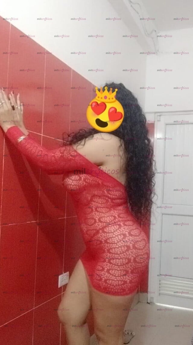 FOTOS DE VOLVÍ RICA Y SEXI BLANQUITA CRESPA LA CHICA INDICADA
