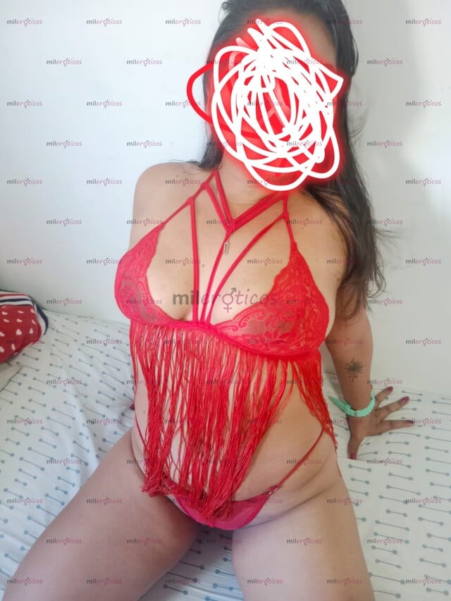 FOTOS DE DESDE 35K HOLA, MUJER SEXI DISPUESTA A COMPLACER TODOS TUS FETICHES.