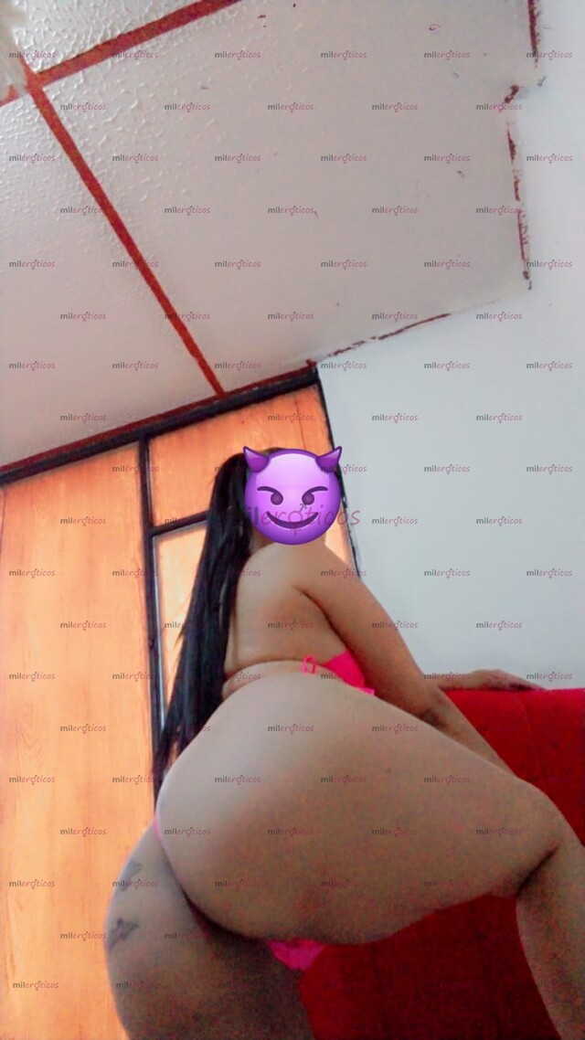 FOTOS DE ENCANTADORA CHICA DESCONPLICADA CON GANAS DE SATISFACER TUS NECESIDADES MI AMOR