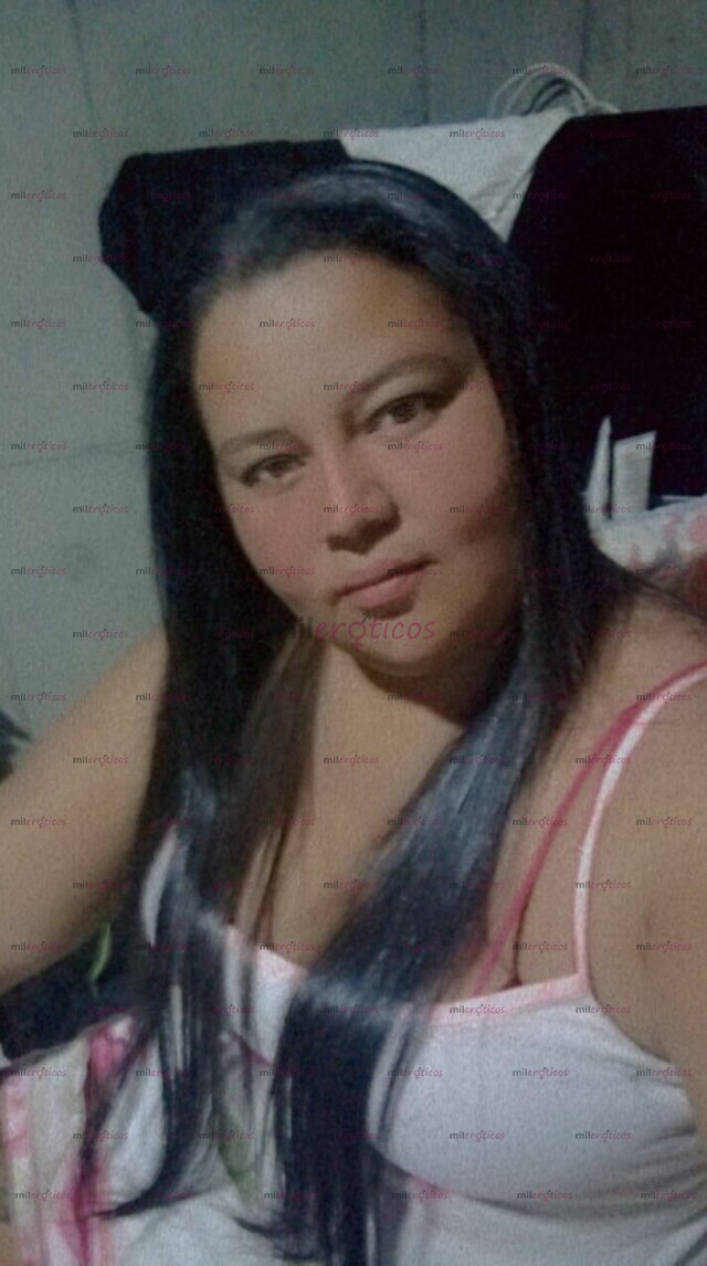 FOTOS DE HERMOSA CHICA TE ESTÁ ESPERANDO PARA COMPLACERTE EN TODO LO QUE DESEES