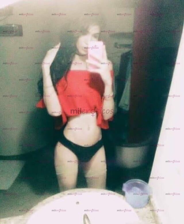 FOTOS DE VAMOS A HACER UNA SEXY FIESTA ALGO RICO DISPONIBLE HOY ARIANA