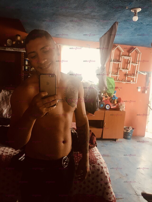 FOTOS DE JOVEN DISPUESTO A TODO Y CUALQUIER TIPO DE ENCUENTRO