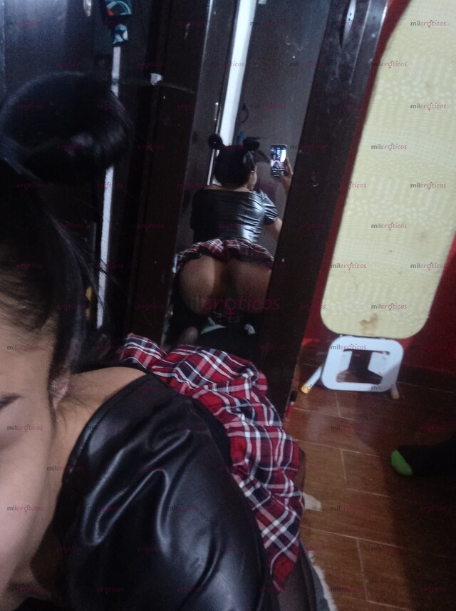 FOTOS DE HOLA MIS AMORES SOY VALE LA CHICA DEL MOMENTO