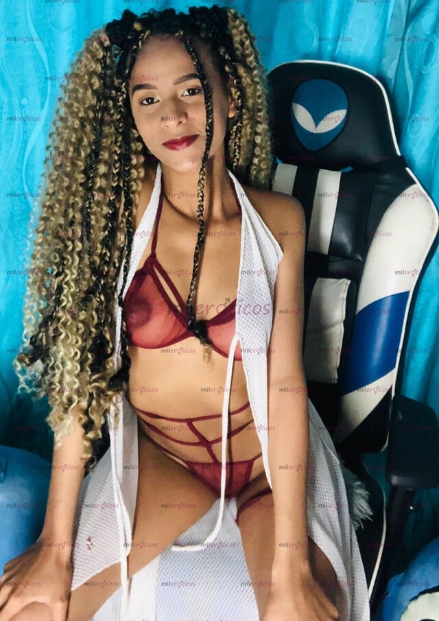 FOTOS DE HERMOSA POLLITA, 18 AÑITOS, SUPER CALIENTE, DIVERTIDA Y SEXY