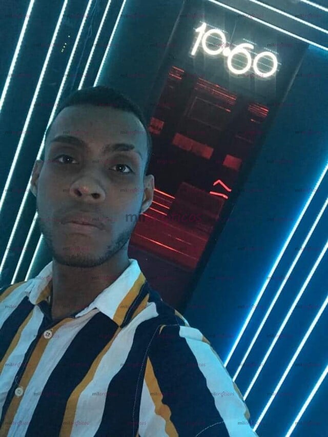FOTOS DE JOVEN VERSATIL LLENO DE ENERGÍA PARA ATENDER TUS FANTASIAS...