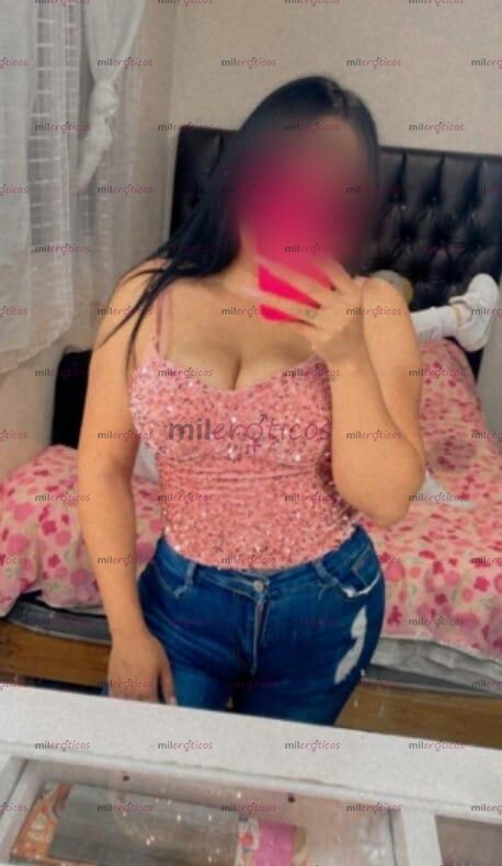 FOTOS DE ESTÁ BEBÉ BUSCA QUIEN LA LLEVE A SU CAMA Y SE LO HAGA BIEN RICO