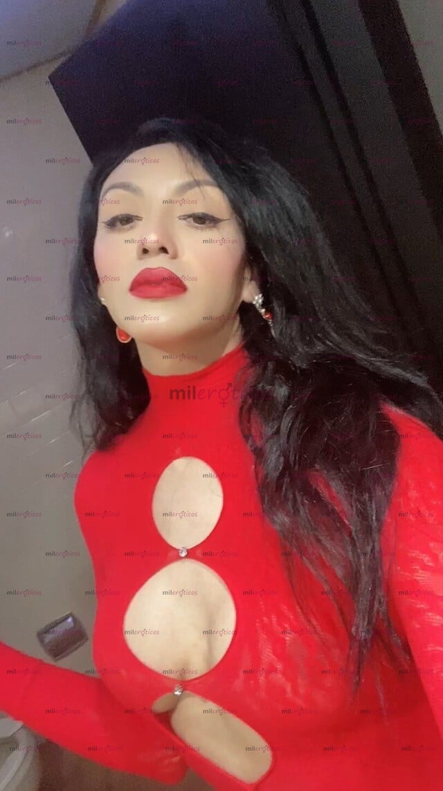 FOTOS DE HOY ALISSA BELLA SENSUAL Y ELEGANTE ÚNICA EN EL PORTAL DE VISITA