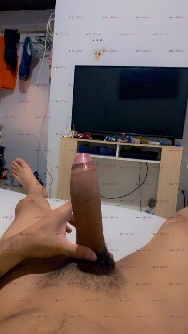 FOTOS DE SOLO GENTE VIP , 22 CENTÍMETRO VERGÓN LECHERO FIESTERO