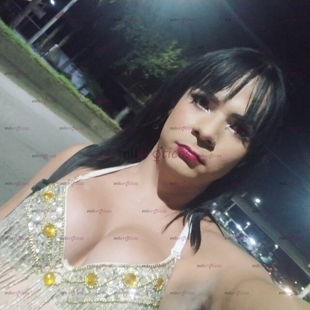 FOTOS DE PUTITA ARRECHA DESCOMPLICADA Y SERIA DISPUESTA A COMPLACER TU FANTASÍA