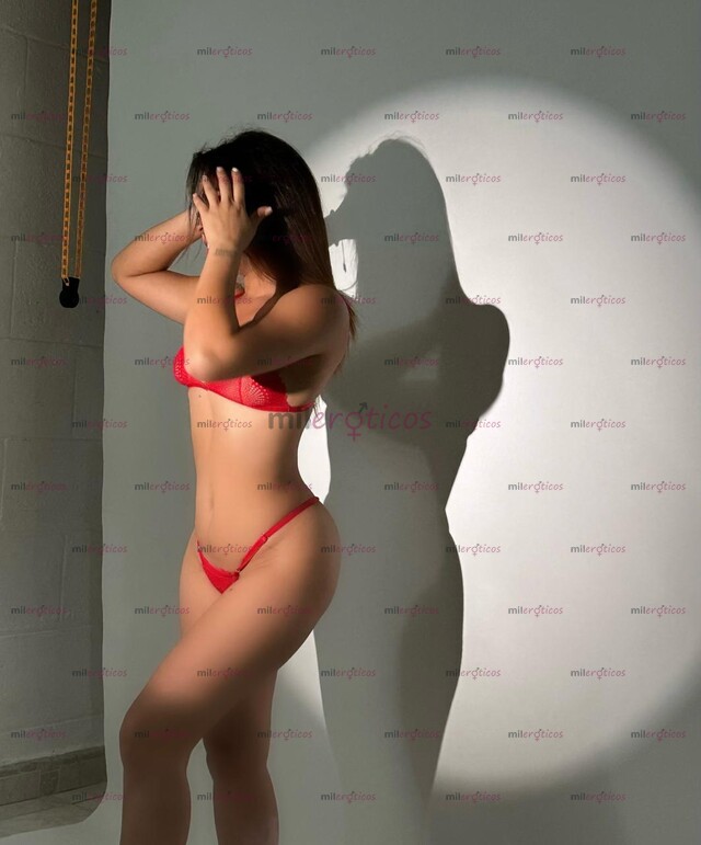 FOTOS DE MORENA CANDENTE, DELUXE SERVICE DISPONIBLE