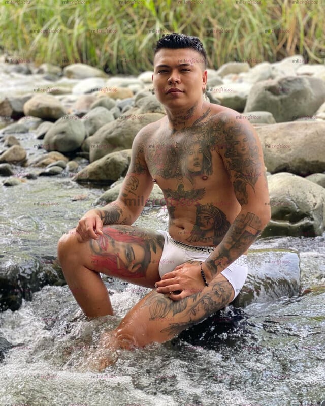 FOTOS DE TATUADO DOMINANTE EXPERTO EN PRINCIPIANTES,MORBOSOS,MADUROS AQUÍ HAY PLACER