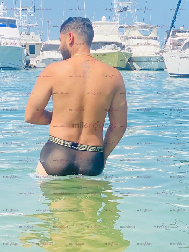FOTOS DE SOLO GENTE VIP , 22 CENTÍMETRO VERGÓN LECHERO FIESTERO