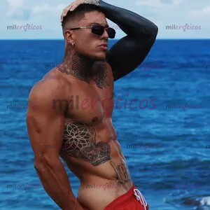 FOTOS DE 22X 7CM ARGENTINO, MODELO FITNESS. ESTOY EN LÍNEA !