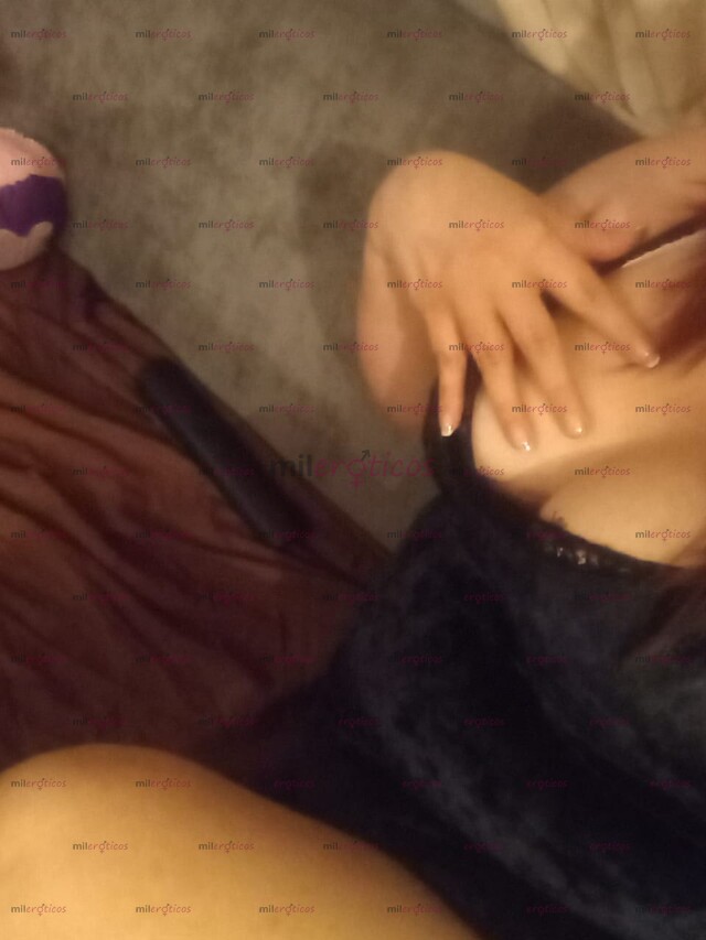 FOTOS DE CHICA CURVY CALIENTE Y DIVERTIDA PARA NOCHE INOLVIDABLE