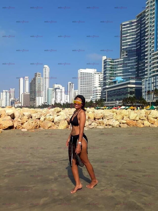 FOTOS DE KEILA, UNA DIVERTIDA MORENITA MUY LINDA, NUEVA EN LA PAGINA.