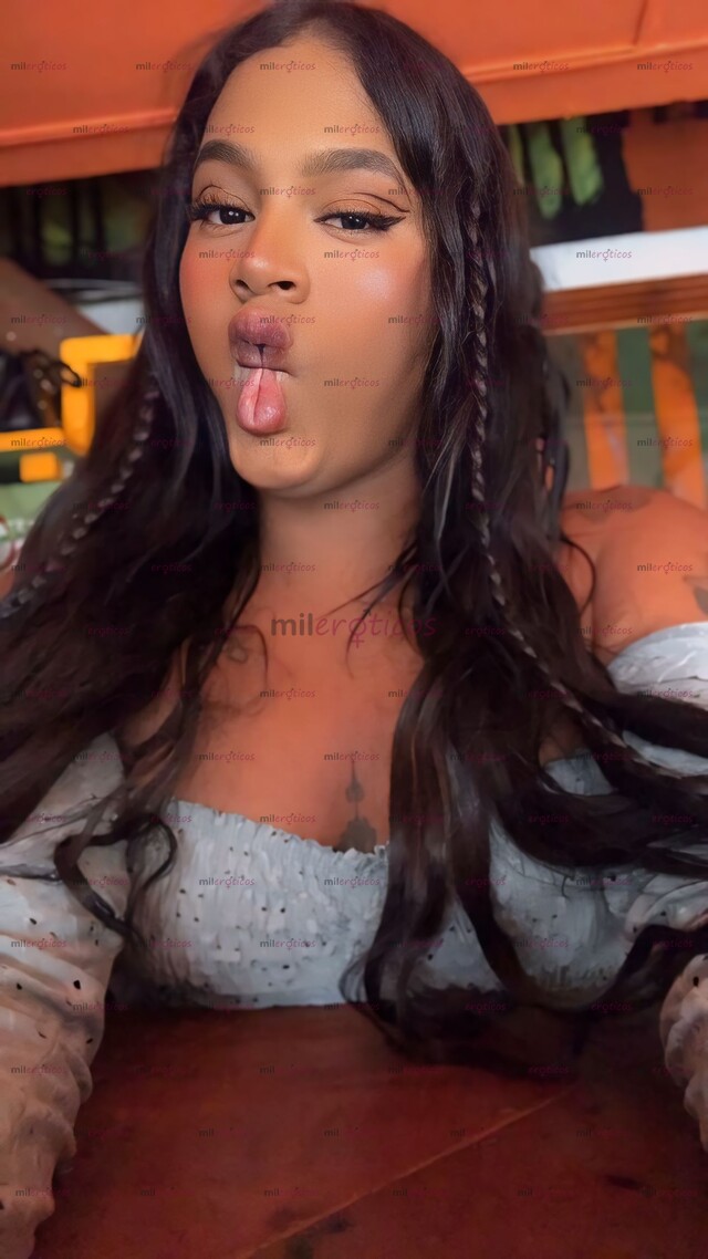FOTOS DE HOLA SOY ASHLEY MORENITA COMPLACIENTE, VENEZOLANA, VERSÁTIL