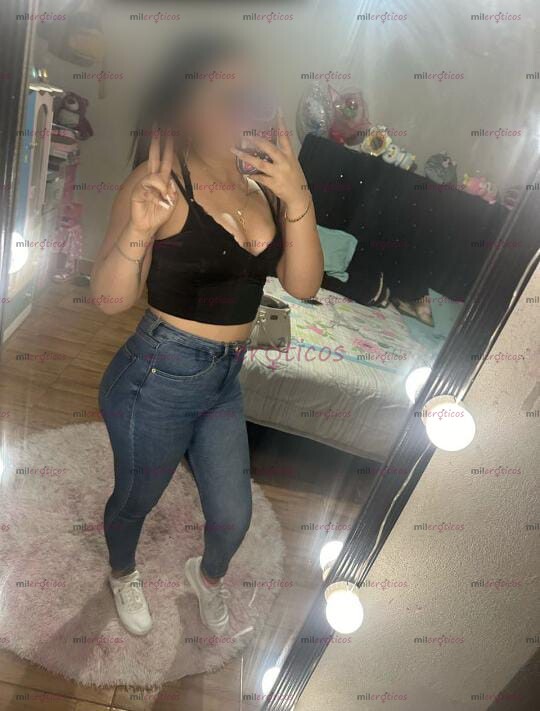 FOTOS DE TENGO MUCHAS GANAS Y ESTOY LISTA PARA QUE ME MONTES AMOR NO ESPERES MÁS