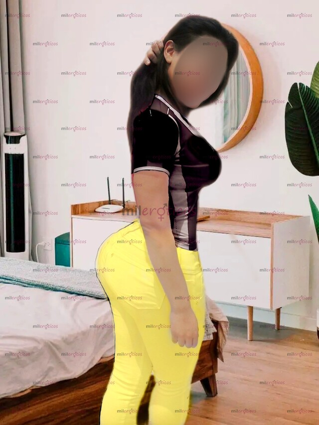 FOTOS DE NENA GUAPA Y BIEN BUENA...NALGAS Y PIERNAS ESPECTACULARES