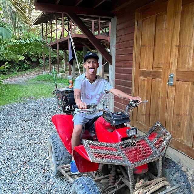 FOTOS DE ADRIÁN POLLITO VERGON DISPONIBLE DOMICILIO SIN AFÁNES