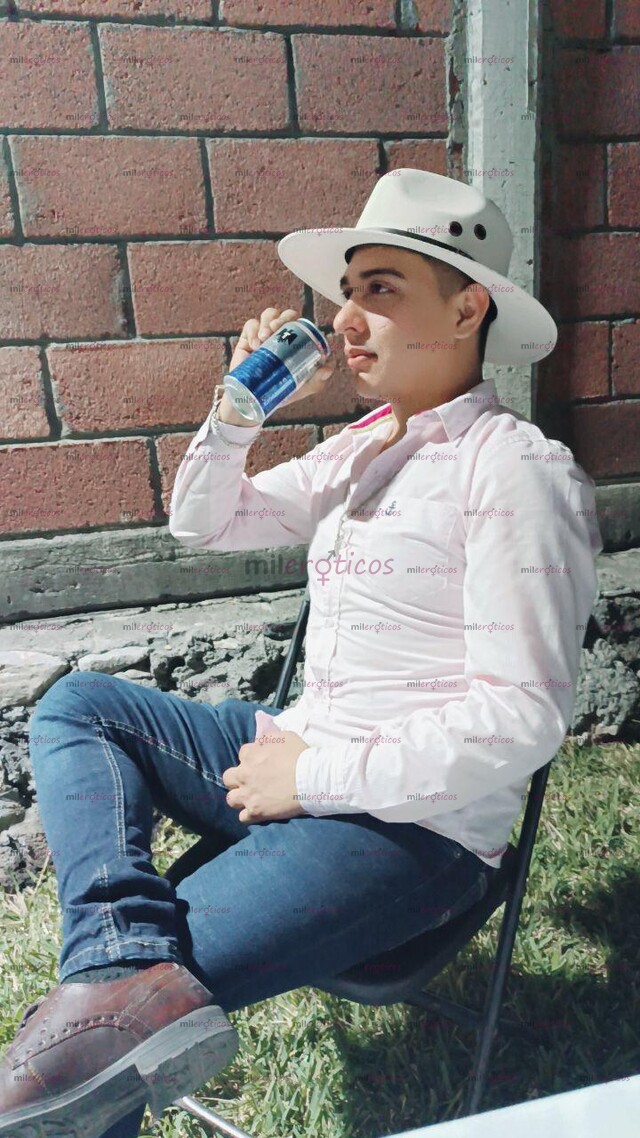 FOTOS DE JOVENCITO LISTO PARA COMPLACER TODAS TUS FANTASÍAS, DISPONIBLE PARA TI.