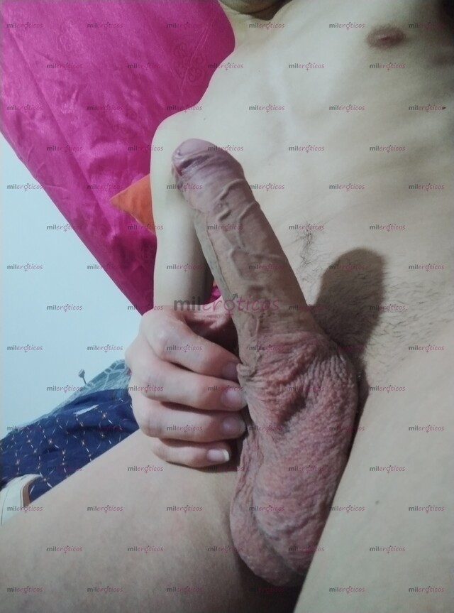 FOTOS DE JOVEN SÚPER CARIÑOSO Y SUPER DINÁMICO EN LA CAMA A TU GUSTO Y COMO TE GUSTA