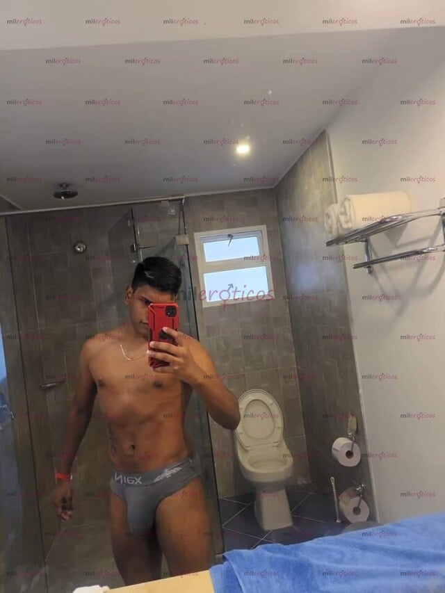 FOTOS DE ANDY POLLITO VERGÓN DE 21CM XXL DISPUESTO A COMPLACERTE