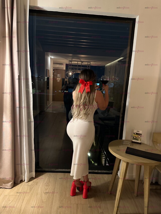 FOTOS DE RUBIA DE CARA BONITA Y CUERPO DE EN SUEÑO