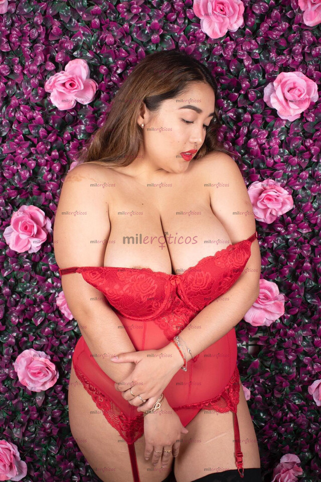 FOTOS DE ROMINA TETONA DE 21 AÑOS JUGUETONA Y PUTISIMA