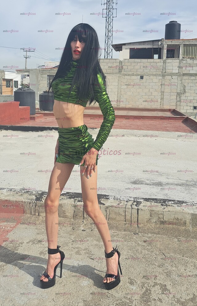 FOTOS DE SEÑORITA DE 19 AÑOS DE EDAD. JUGUETONA Y COMPLACIENTE Y EDUCADA.