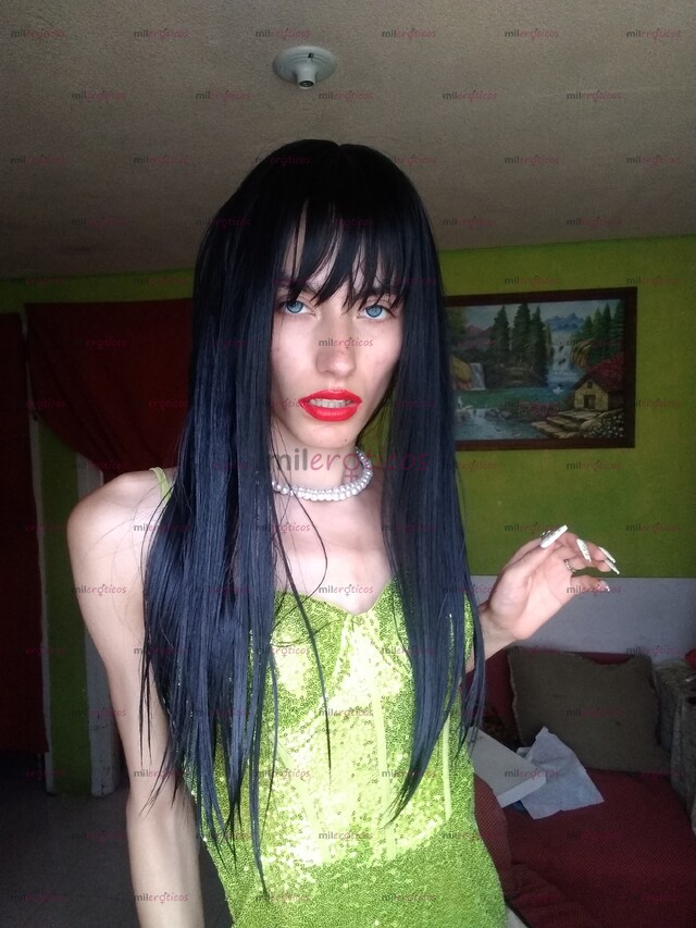 FOTOS DE SEÑORITA DE 19 AÑOS DE EDAD. TRABAJO LAS 24 HORAS DEL DÍA AMOR.