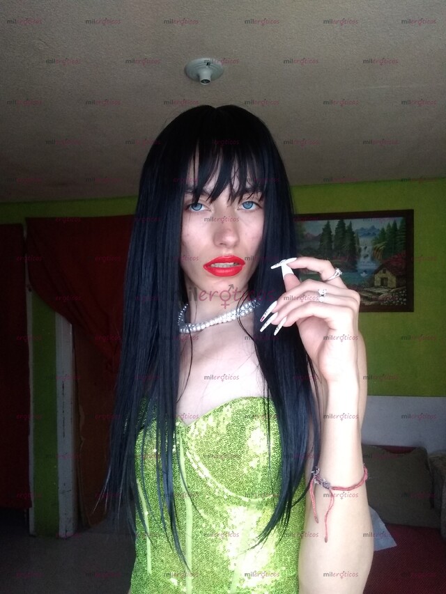 FOTOS DE SEÑORITA DE 19 AÑOS DE EDAD. TRABAJO LAS 24 HORAS DEL DÍA AMOR.