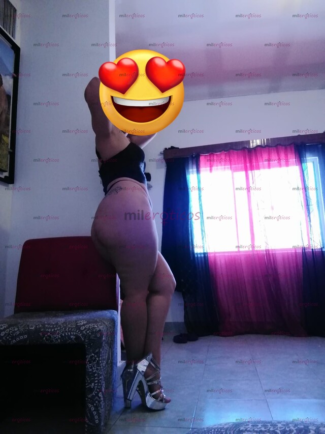 FOTOS DE NAYELI MASAJISTA CERTIFICADA CON TRATO DD NOVIOS CUENTO CON LUGAR COMODO