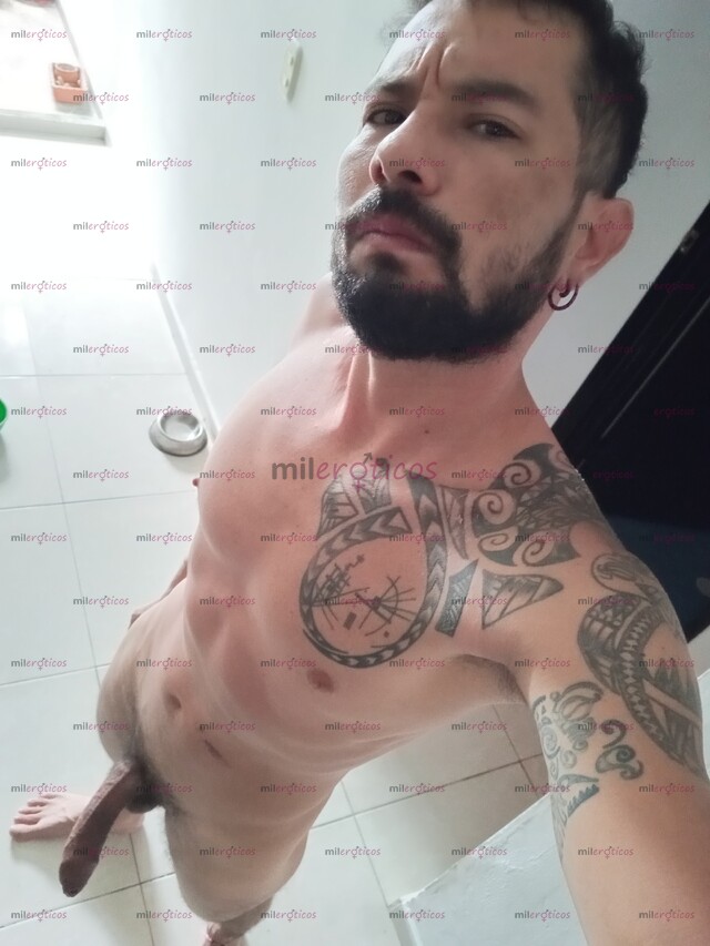 FOTOS DE JOVEN UNIVERSITARIO, DISCRETO Y ARRECHOCON SITIO PRIVADO