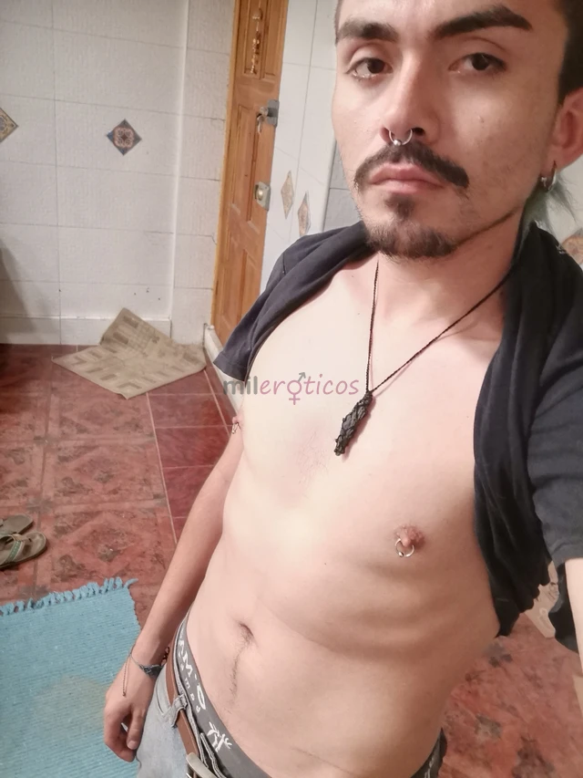 Dotado carinoso buena onda voy a domicilio consulte con confianza aqui estoy pa conplacerle morboso y de mente abiertabueno pa chupar culo me gusta el...