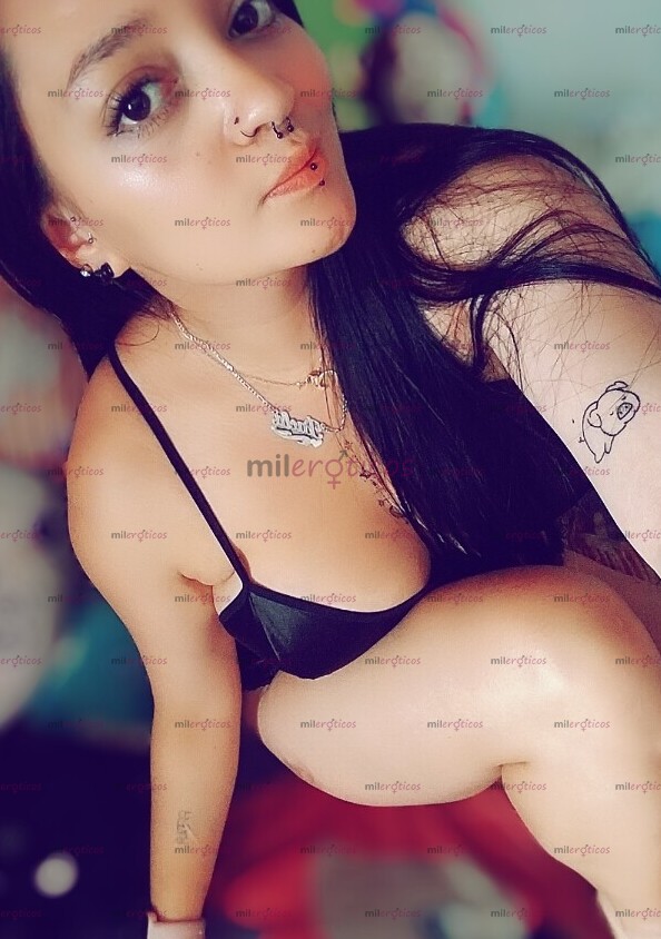FOTOS DE HOLA SOY DAKOTA PAISA CALIENTE CON GANAS DE HACERTE FELIZ CON UN MASAJE EROTICO