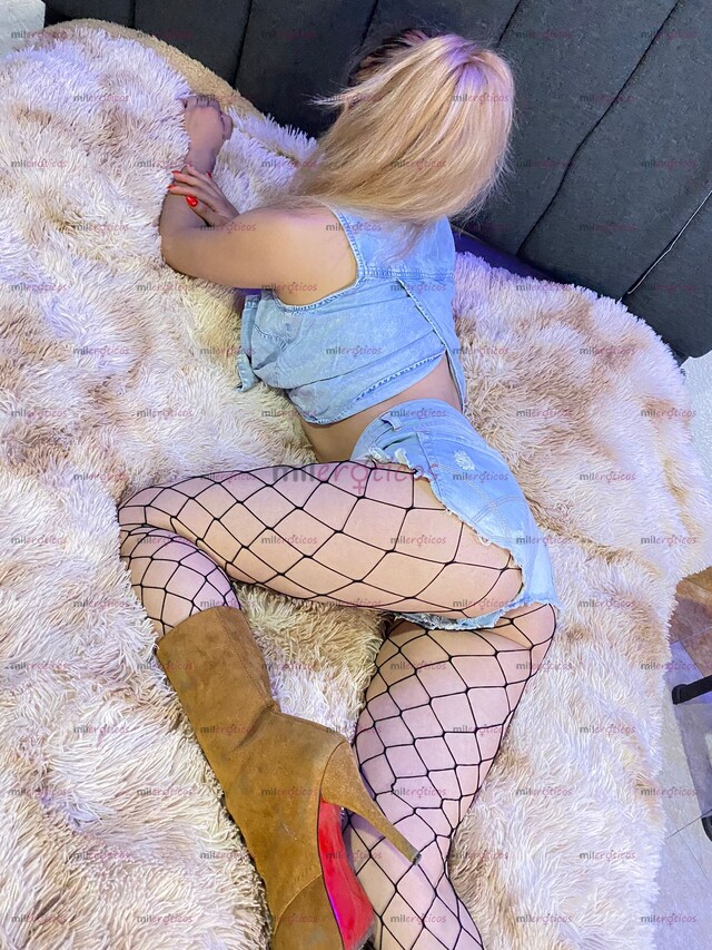 FOTOS DE NENITA ESTUDIANTE JOVEN DELGADA CUERPO RICO CALIENTE