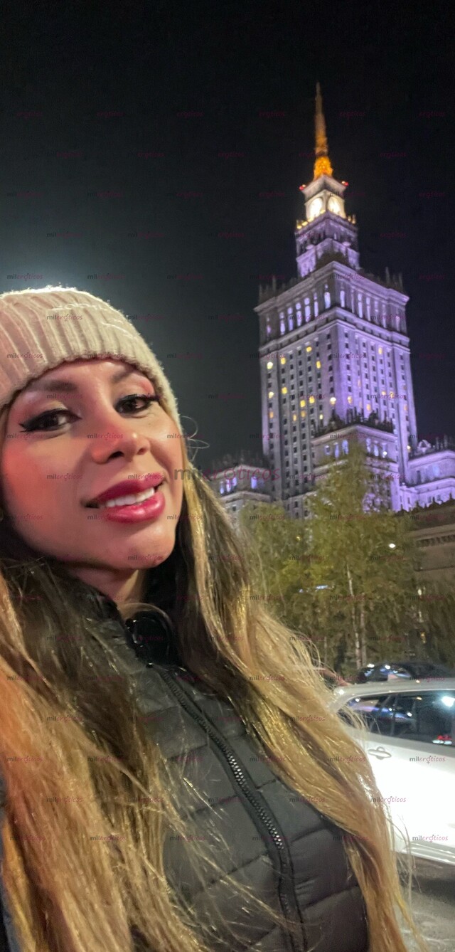 FOTOS DE TOP INTER STERLING .. NO NO NO ESTÁ EN EL PAÍS