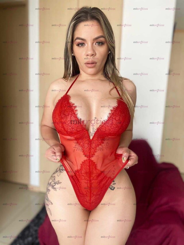 FOTOS DE RUBIA FLAMANTE Y HERMOSA DISPONIBLE PARA QUE ME HAGAS TUYA