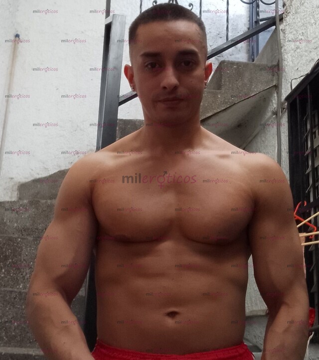 FOTOS DE SE HACE MASAJE,SEXO ORAL,MORBO, BESOS Y CARICIAS